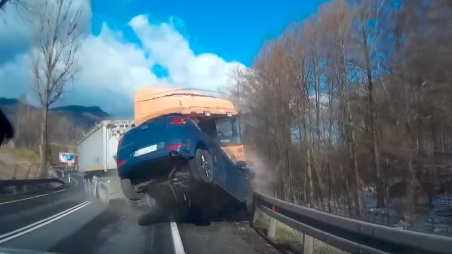 Przerażający wypadek w Laskach uświadamia, jak bardzo ufamy nie tylko sobie nawzajem, ale również naszym samochodom.