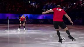 Co tam się działo?! Strzelali "rzuty karne" na lodzie