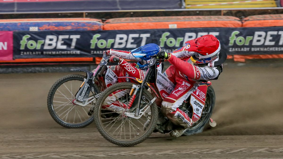 WP SportoweFakty / Arkadiusz Siwek / Na zdjęciu: Przemysław Pawlicki, Kacper Woryna w meczu reprezentacji.