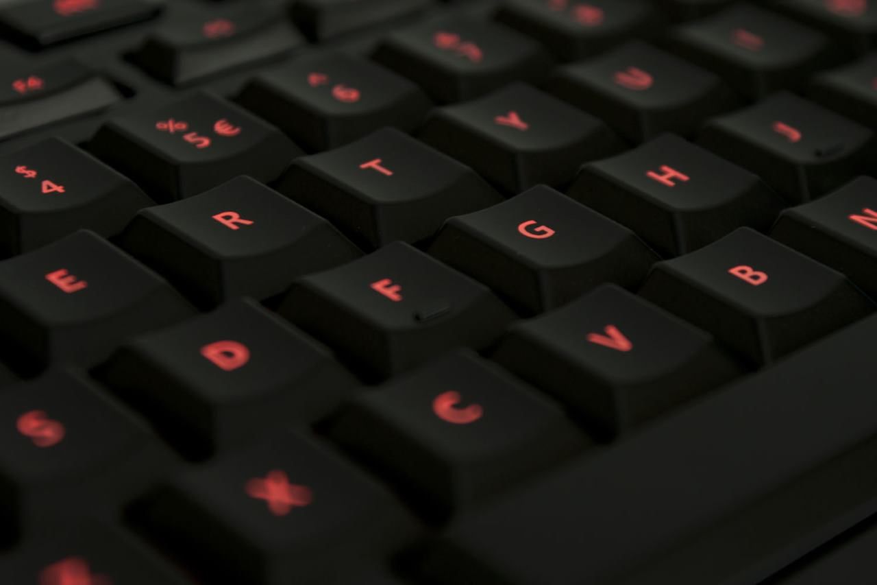 Microsoft skupia się na klawiaturach: firma przejmuje „uczącą się” SwiftKey