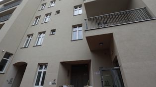 Rośnie liczba mieszkań na rynku wtórnym. Ceny lekko spadają