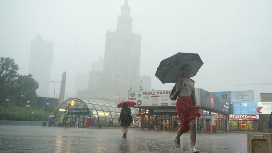 Pogoda. Poniedziałek pochmurny i deszczowy