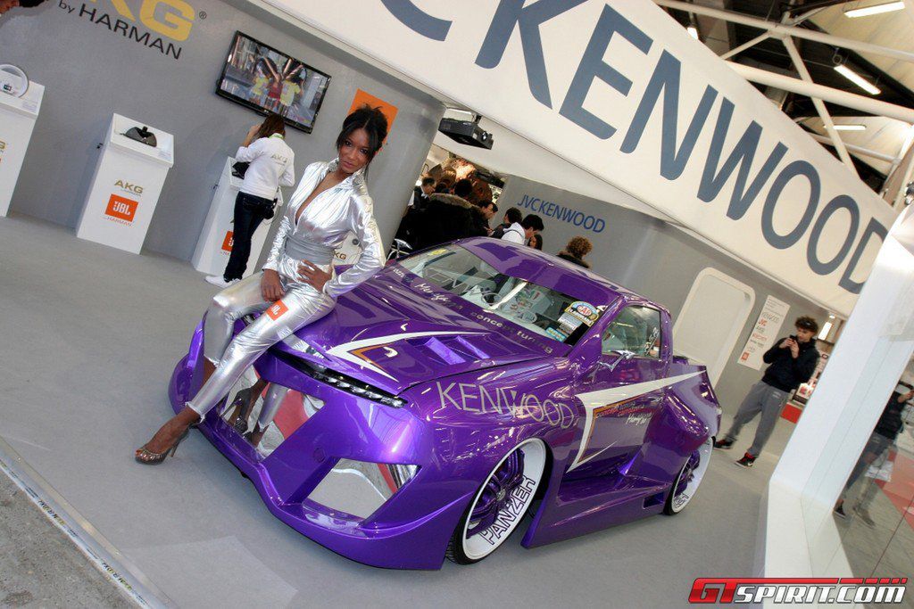 Hostessy z Bologna Motor Show 2011 [galeria] 20