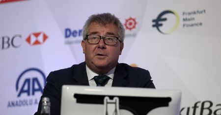 Wielka kasa z PZPS. Ryszard Czarnecki musi się tłumaczyć