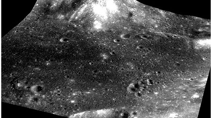 Zdjęcia indyjskiej sondy położą kres "księżycowej" teorii spiskowej? 1