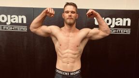 Michał Figlak debiutuje w UFC. Bukmacherzy ocenili jego szanse