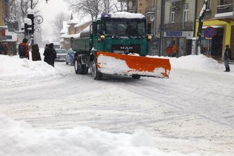 Tragiczne warunki na drogach. Są śmiertelne ofiary