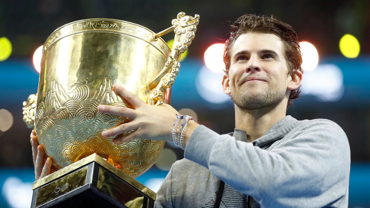 PAP/EPA / WU HONG / Na zdjęciu: Dominic Thiem, mistrz China Open 2019