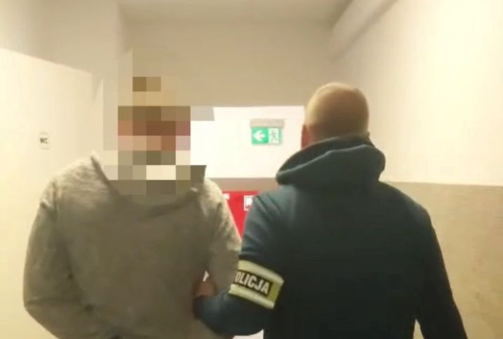 Agresywny 42-latek znęcał się nad rodziną