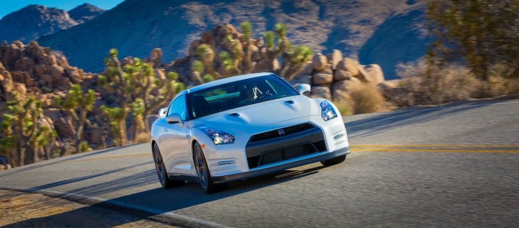 2013 Nissan GT-R - odświeżona Godzilla [galeria] 8