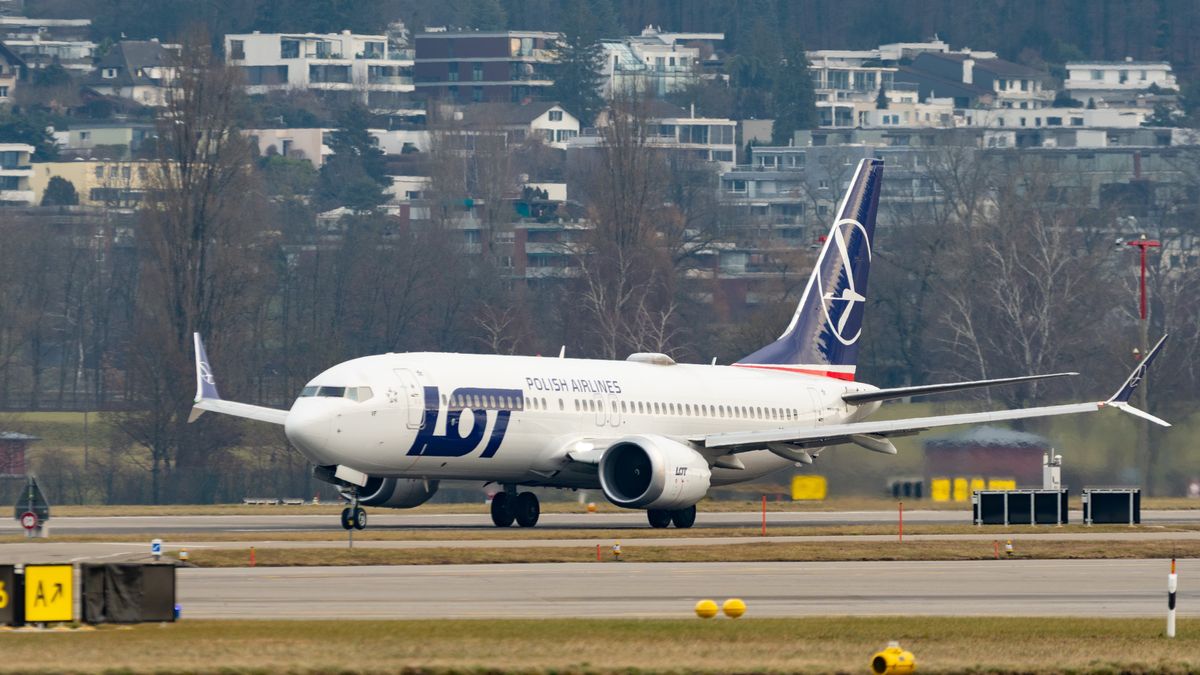 LOT lata do Islandii Boeingami 737 MAX 8. Zdjęcie ilustracyjne