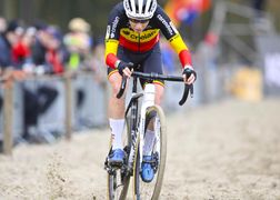 Eurosport 1 Kolarstwo przełajowe: Superprestige - Loenhout - wyścig kobiet