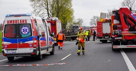 Droga Chodzież - Piła zablokowana po śmiertelnym wypadku