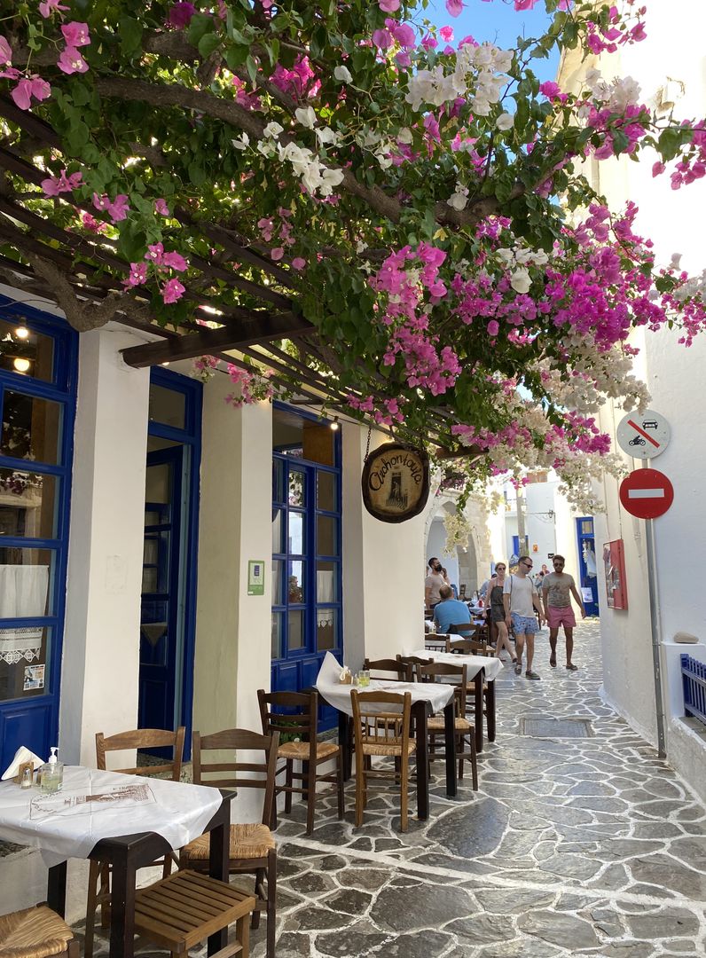 Plaka, Milos