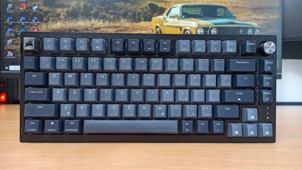 Test kompaktowej klawiatury Corsair K65 Plus Wireless