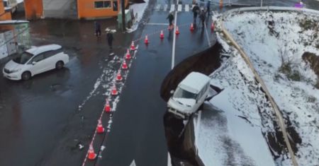 Dramatyczne nagrania z Japonii. Mieszkańcy uciekali w nocy z domów