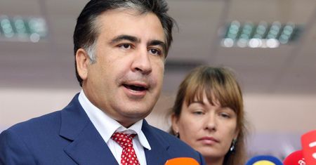 Wybory w Gruzji. Konstytucja mogła być "gwoździem do trumny" prezydenta