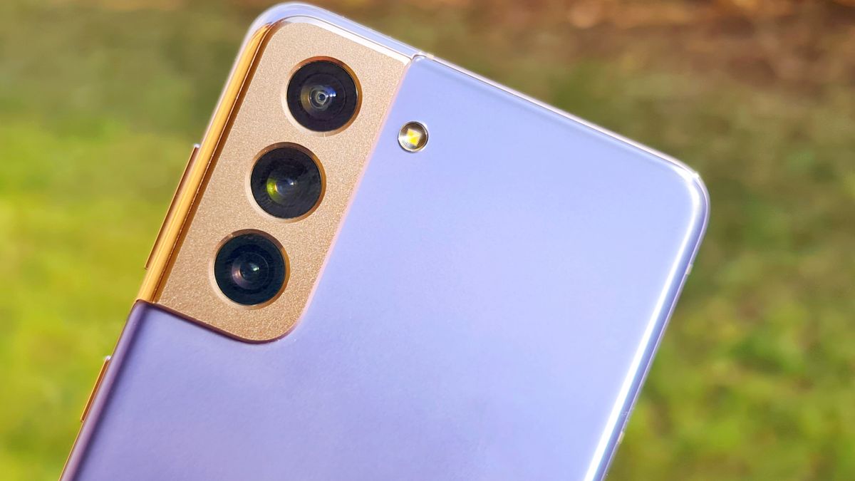 Samsung Galaxy S21 czy S21 Ultra - który tak naprawdę jest lepszy? Odpowiedź nie jest taka oczywista 1