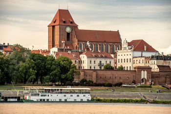 Nowoczesny marketing, AI i social media. Rusza projekt "TOUR UP!" dla branży turystycznej