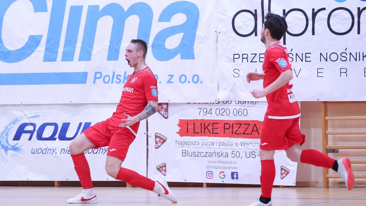Zdjęcie okładkowe artykułu: WP SportoweFakty / Anna Klepaczko / Na zdjęciu: futsaliści Red Dragons Pniewy cieszą się z gola