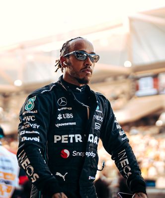 Hamilton chce odmienić Ferrari. Włosi pomogą mu w walce z rasizmem?