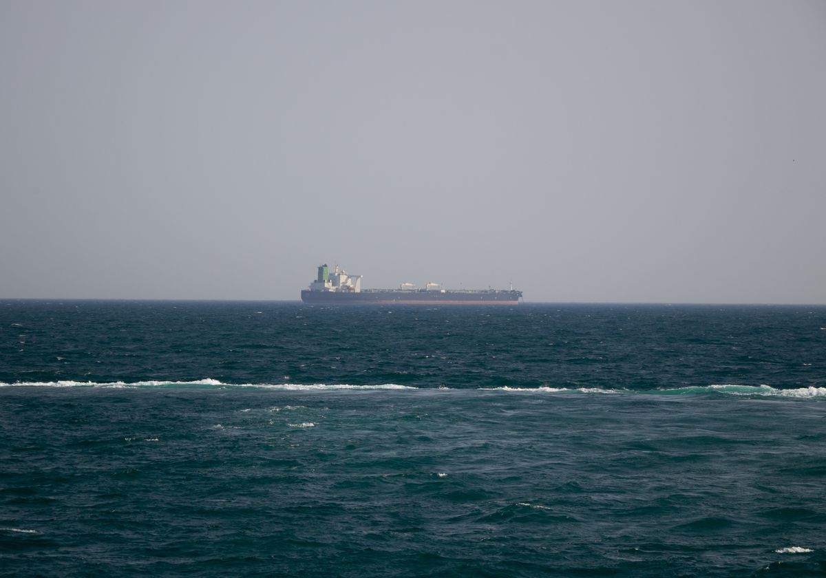 Grecy zwalniają tankowiec pływający pod rosyjską banderą (zdjęcie poglądowe)  