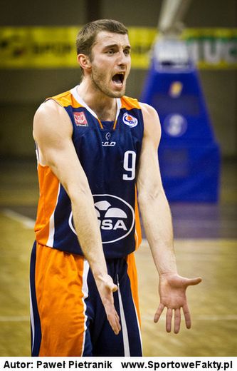 Koszykarze Rosy znów zagrają w strojach marki Colo