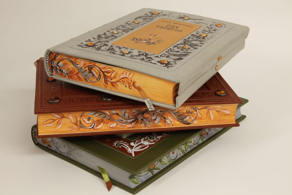 Każda z tych książek to małe dzieło sztuki 