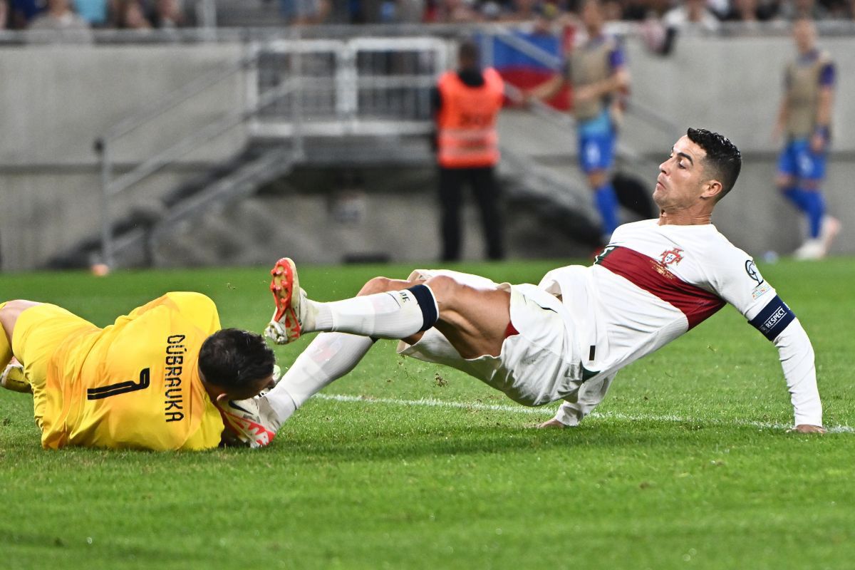 Brutalny atak Ronaldo. Powinien wylecieć z boiska?
