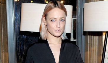 Kolejny lockdown uczczony grafiką. Matylda Damięcka nie zwalnia tempa