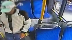 Kieszonkowiec działał w autobusie komunikacji miejskiej. Pomógł monitoring