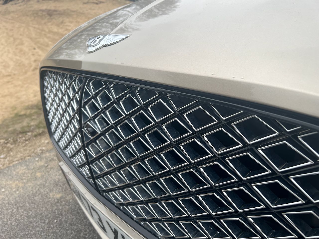 Bentley GTC Mulliner W12