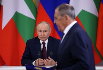 Z Polski Sikorski, z Rosji Ławrow. Kreml ogłosił decyzję ws. szczytu