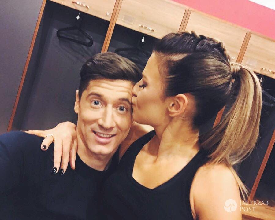 <h2>Anna i Robert Lewandowscy - Dzień Kobiet 2016</h2>
<blockquote><em>Kobitki dzisiaj nasze święto ?Przekazuję też życzenia od Roberta - dużo uśmiechu dla Was, inspiracji i wiary w siebie! ???</em></blockquote>