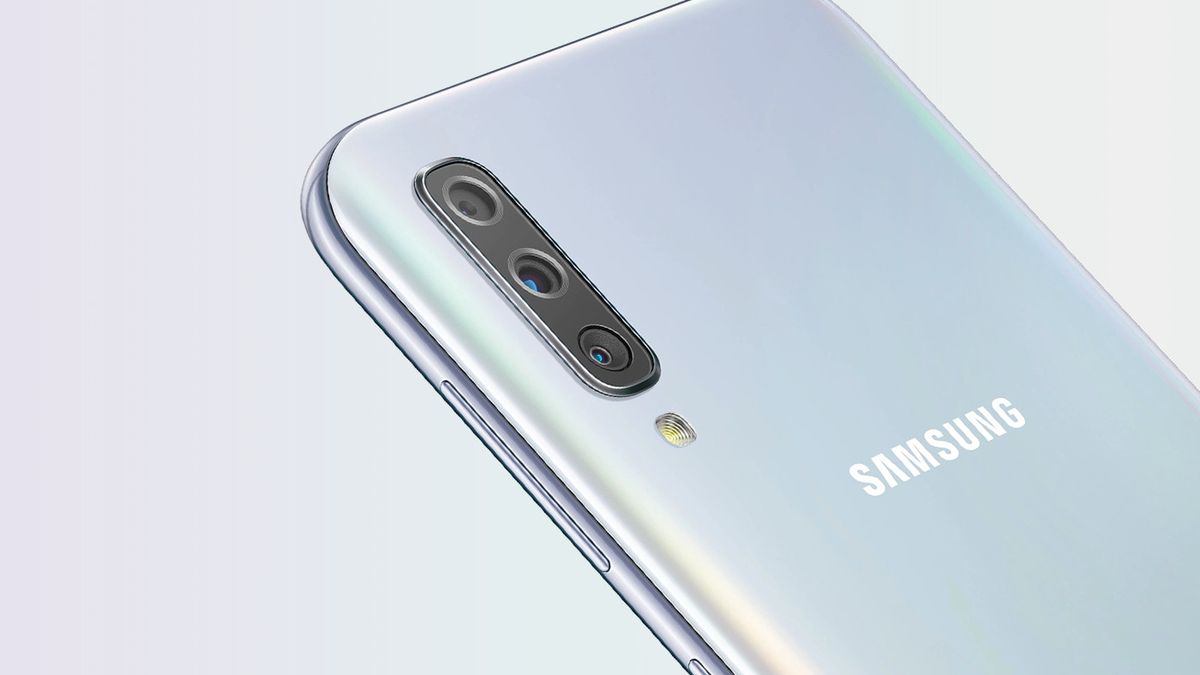 Galaxy A50 już w Polsce w niezłej cenie. Samsung poczuł na plecach oddech konkurencji 1