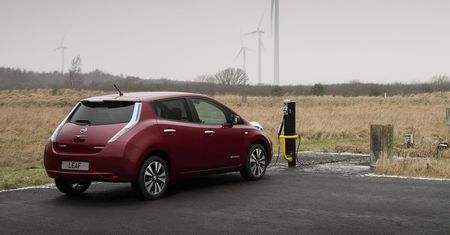 Milion samochodów elektrycznych na polskich drogach do 2025 roku!