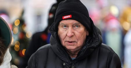 "Sroga manipulacja". Nagranie z Materną w parku usunięte z sieci
