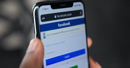 Rekordowa kara dla Facebooka. Zuckerberg zapłaci za przesyłanie danych użytkowników