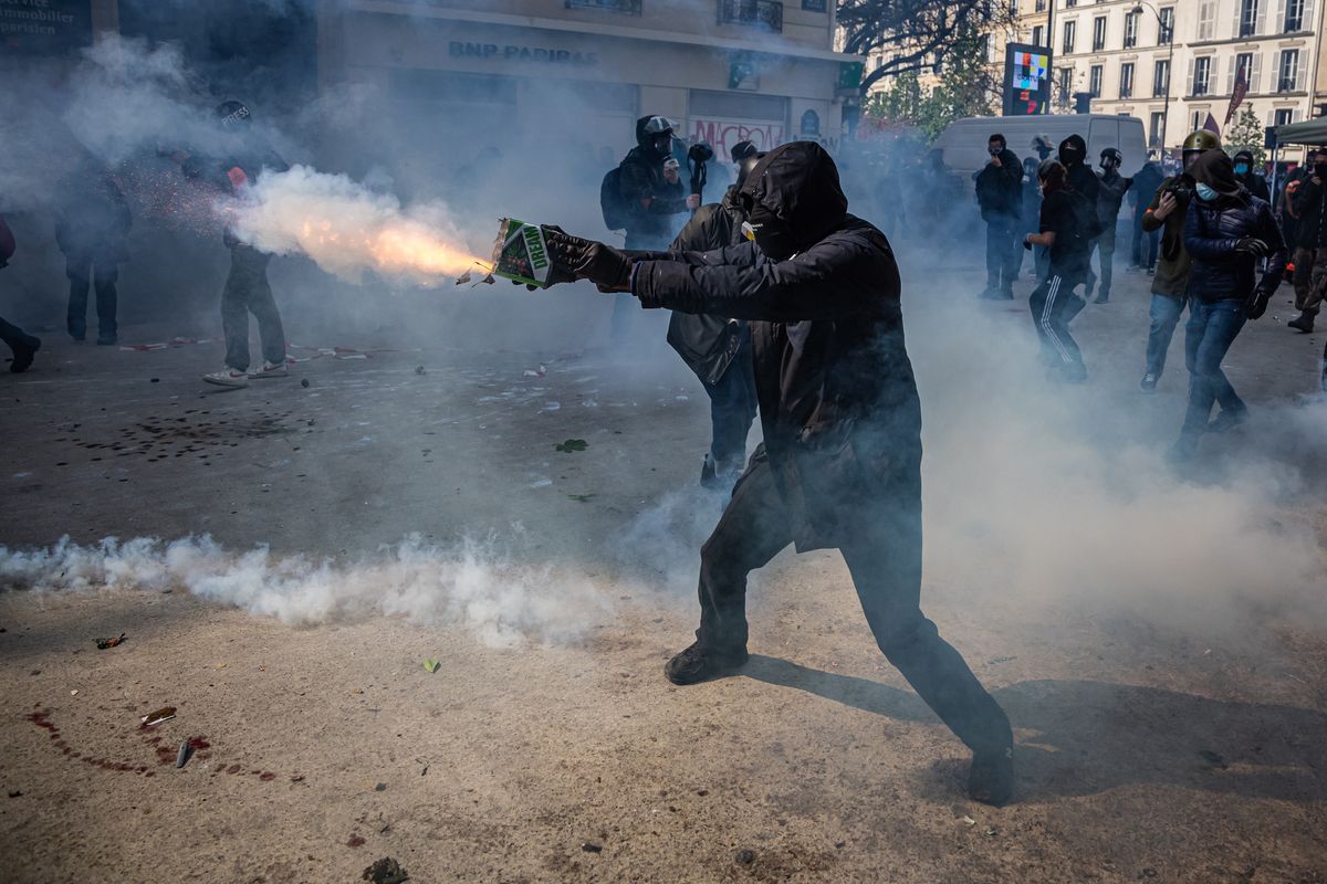 Protestujący w Paryżu