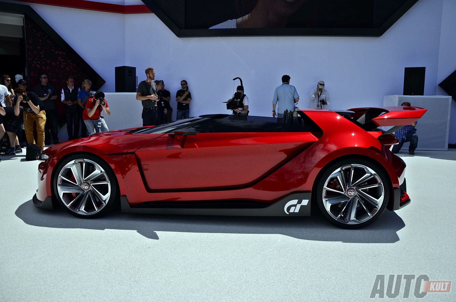 33. GTI Treffen am Wörthersee - VW GTI Roadster Concept & Golf R400 [galeria] 9