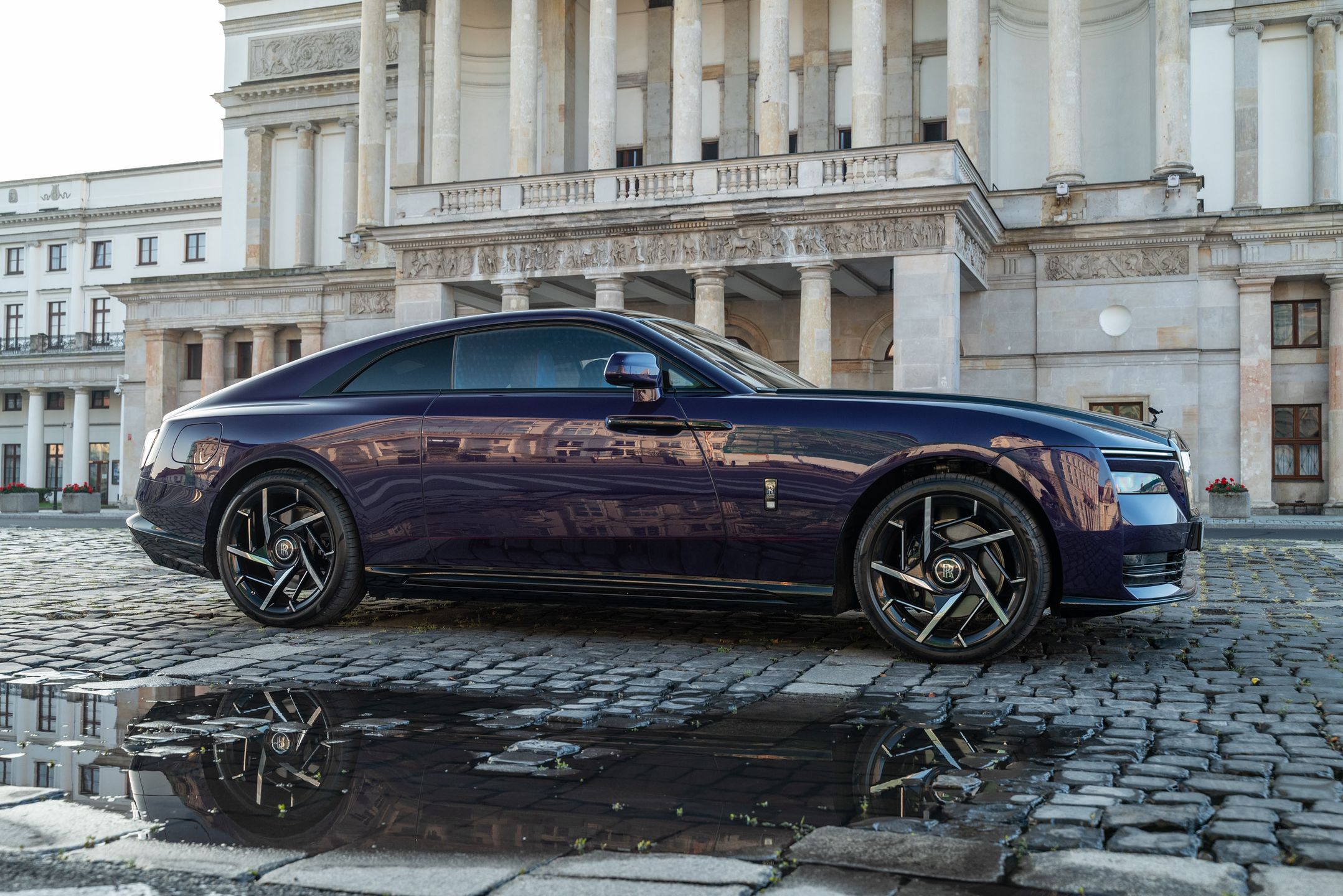 Rolls-Royce Spectre Black Badge