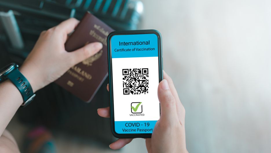 covid szczepienie szczepienia certyfikat qr paszport covidowy