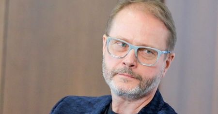 Nie wszyscy wiedzą, kim jest jego żona. Pokazali się razem na ściance
