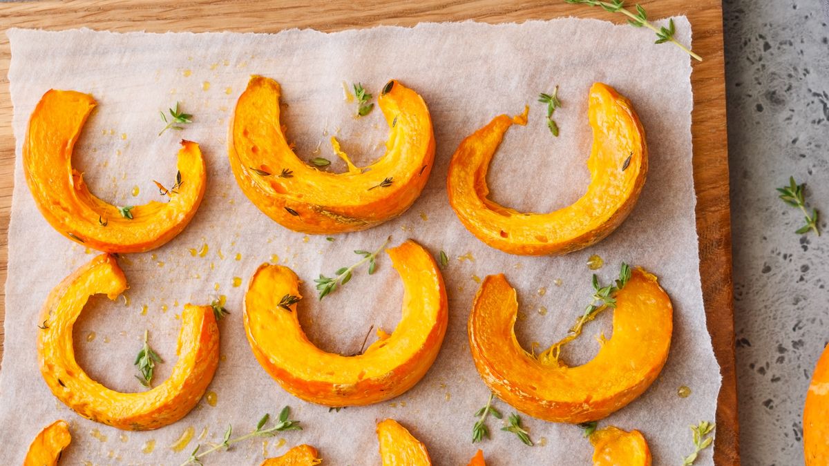 Pieczona dynia przydaje się do wielu dań. 