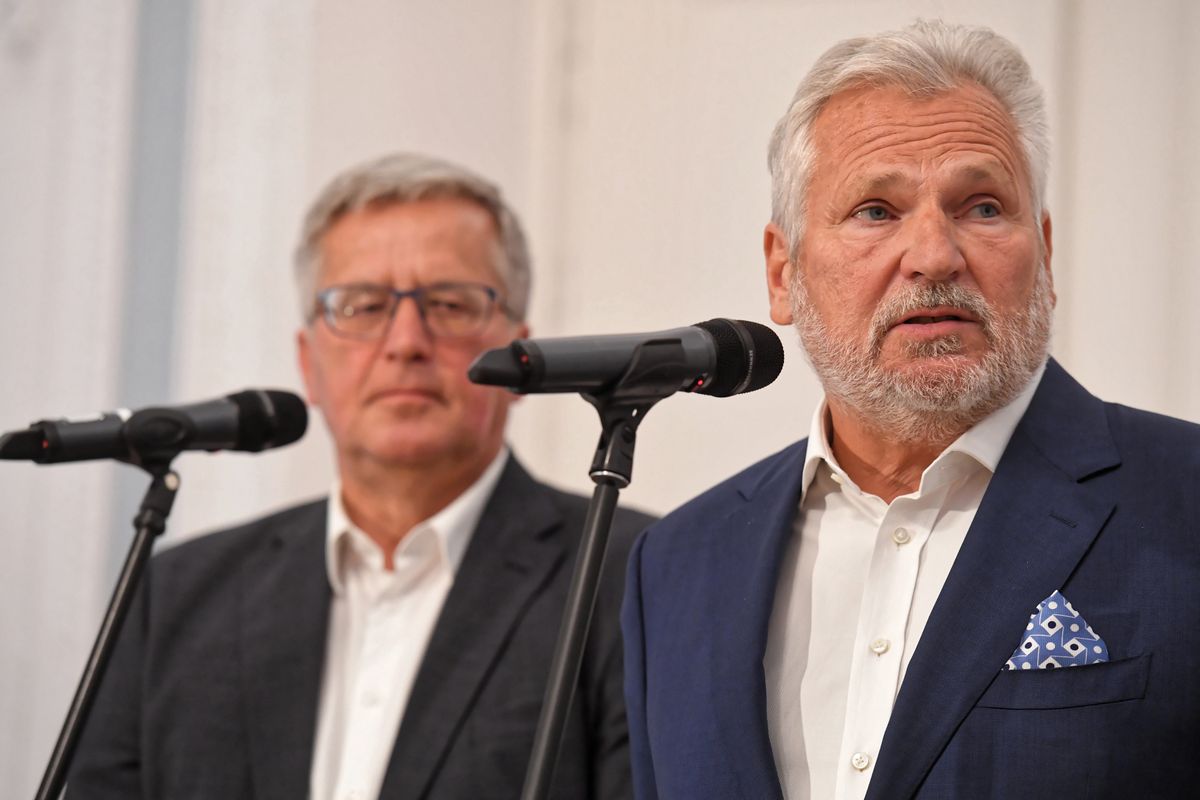 Kwaśniewski i Komorowski mają plan dla opozycji. Polska 2050 stawia warunek