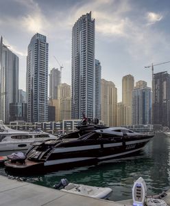 Bogaci Rosjanie chcą wymienić domy w Londynie na rezydencje w Dubaju