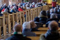 Parafia organizuje wyjazd na protest PiS. "W Sejmie są złodzieje"
