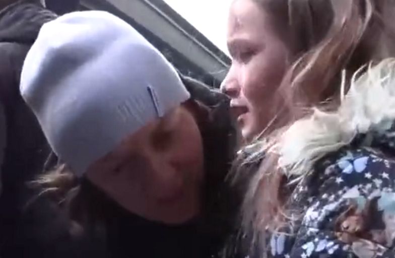 Poruszające nagranie z dworca w Kijowie. Nikt nie powstrzymuje łez