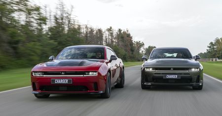 Dodge Charger Hellcat z silnikiem V8. Benzynowa legenda wraca na rynek