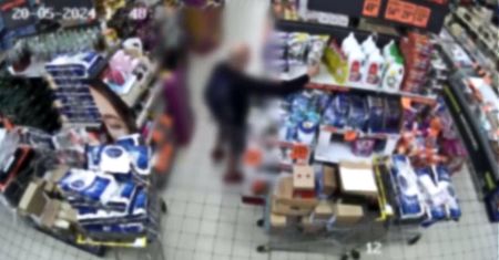 Amator "czystości" nagrany. Przez dwa dni kradł wyłącznie kapsułki do zmywarki